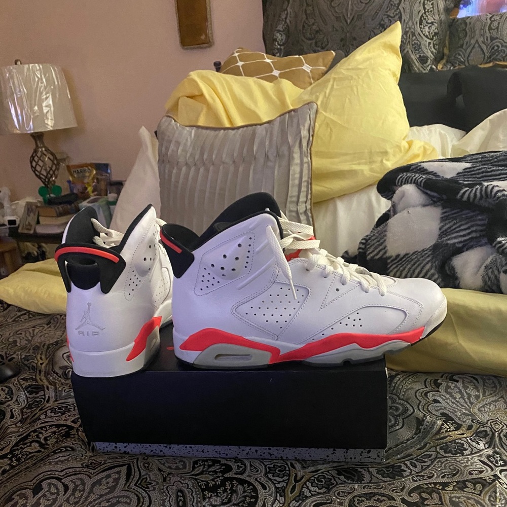 Air Jordan 6